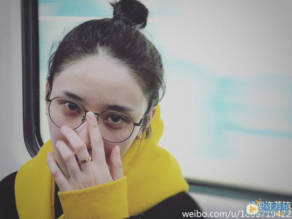 许芳铱生活照 许芳铱高清写真_许芳铱高清剧照