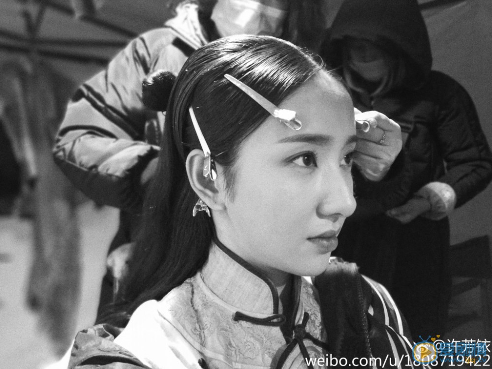 许芳铱片场照 许芳铱高清写真_许芳铱高清剧照