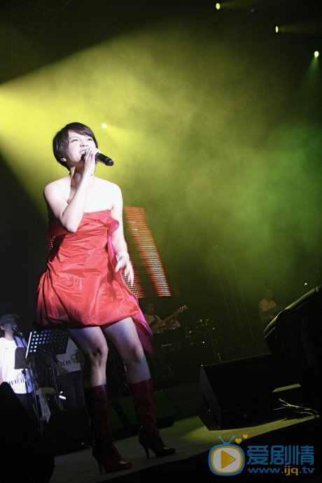 李心洁表演节目照 李心洁高清写真_李心洁高清剧照