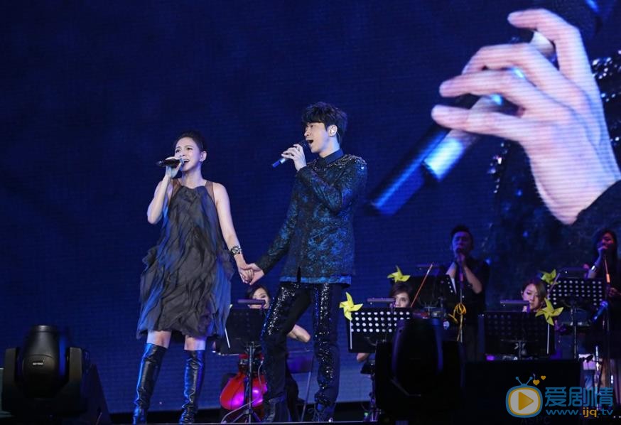 李心洁表演节目照 李心洁高清写真_李心洁高清剧照