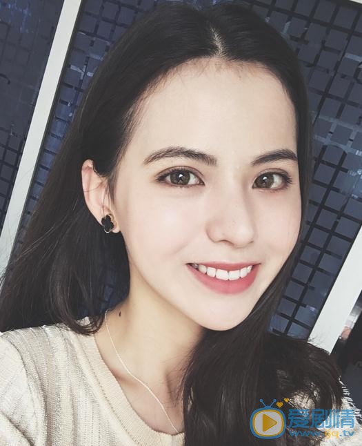 黄日莹生活照 黄日莹高清写真_黄日莹高清剧照