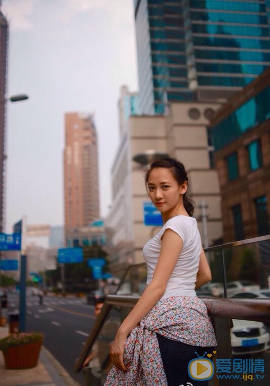 董钒写真 董钒高清写真_董钒高清剧照