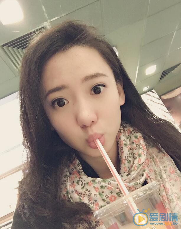 董钒生活照 董钒高清写真_董钒高清剧照