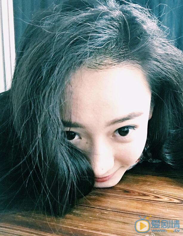 董钒生活照 董钒高清写真_董钒高清剧照