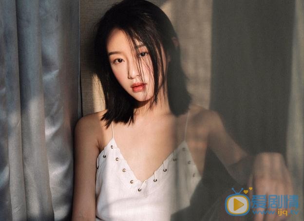 于小琬清新写真 于小琬高清写真_于小琬高清剧照