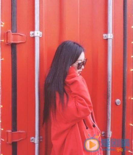 于小琬红色写真 于小琬高清写真_于小琬高清剧照