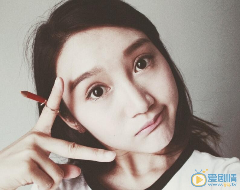 石敏卖萌照 石敏高清写真_石敏高清剧照