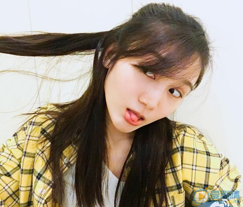 石敏卖萌照 石敏高清写真_石敏高清剧照