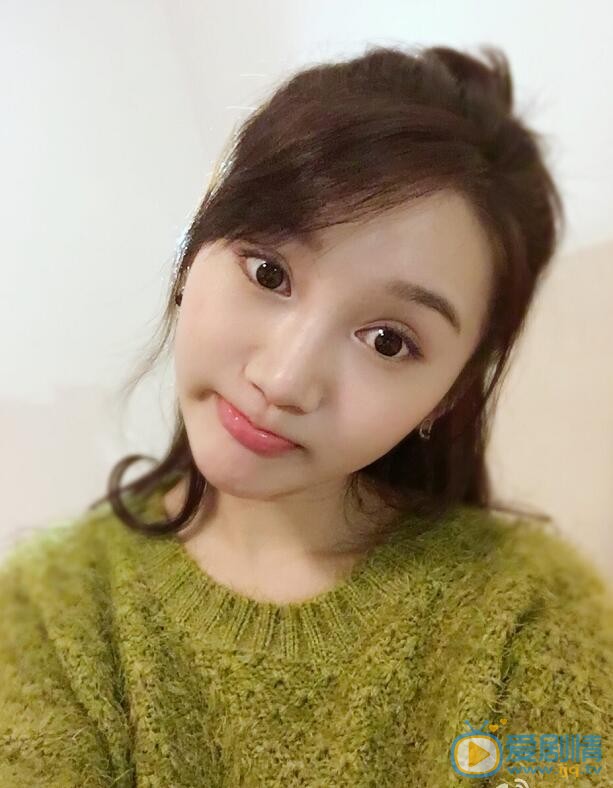 石敏卖萌照 石敏高清写真_石敏高清剧照