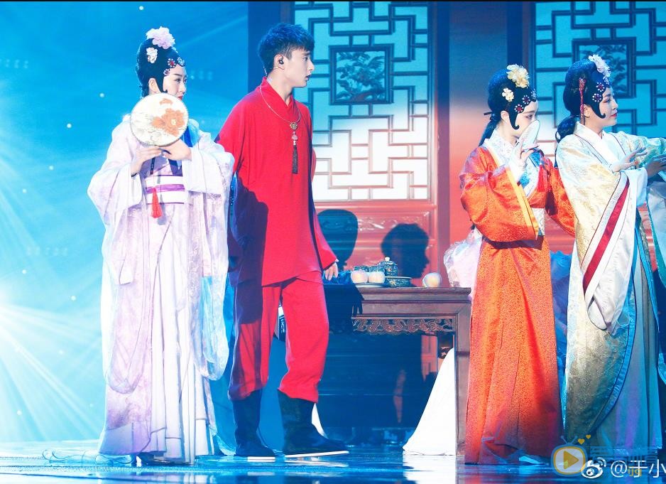 于小彤《我们穿越吧》综艺 于小彤高清写真_于小彤高清剧照