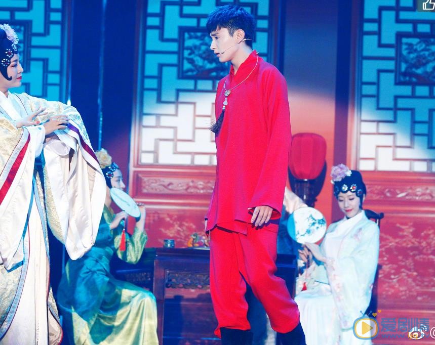 于小彤《我们穿越吧》综艺 于小彤高清写真_于小彤高清剧照