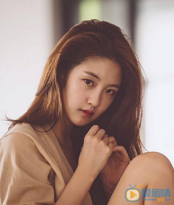 刘虞佳气质写真 刘虞佳高清写真_刘虞佳高清剧照