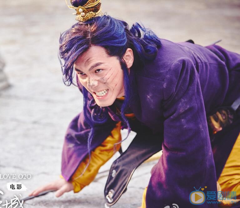 白宇《微微一笑很倾城》剧照 白宇高清写真_白宇高清剧照