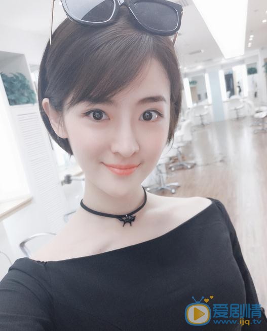 梦秦生活照 梦秦高清写真_梦秦高清剧照