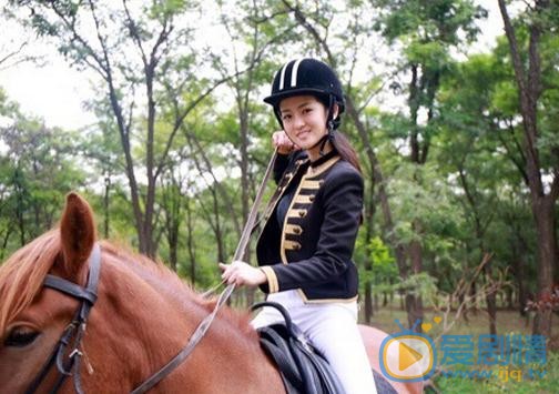 梦秦与马写真 梦秦高清写真_梦秦高清剧照