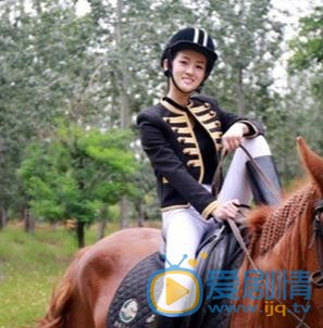 梦秦与马写真 梦秦高清写真_梦秦高清剧照