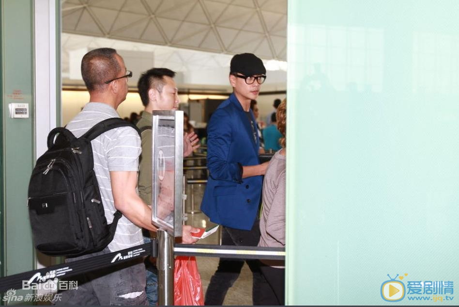 黄宗泽路透街拍 黄宗泽高清写真_黄宗泽高清剧照