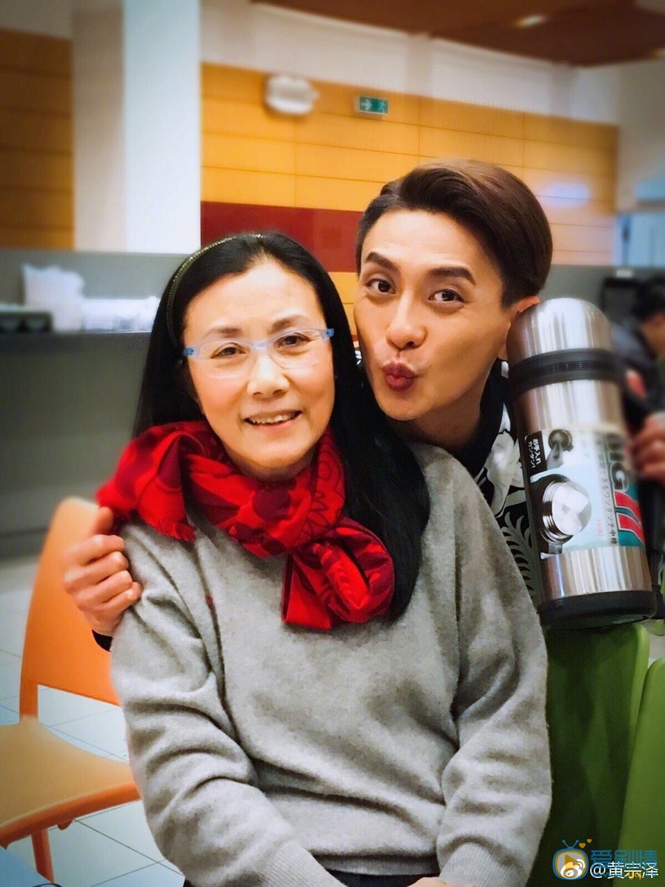 黄宗泽自拍表情包 黄宗泽高清写真_黄宗泽高清剧照