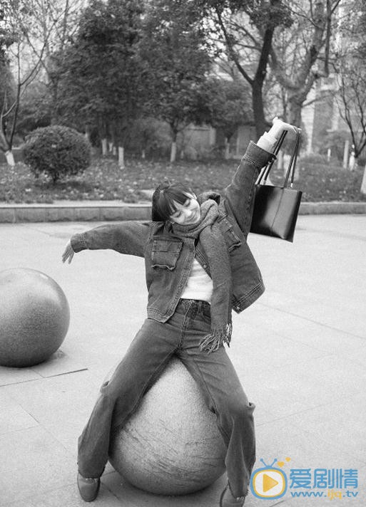 郑妙黑白写真 郑妙高清写真_郑妙高清剧照