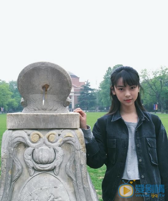 郑妙随性照 郑妙高清写真_郑妙高清剧照