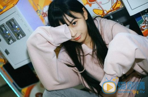 郑妙街头写真 郑妙高清写真_郑妙高清剧照
