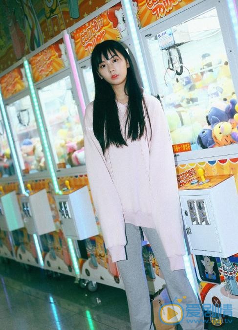 郑妙街头写真 郑妙高清写真_郑妙高清剧照