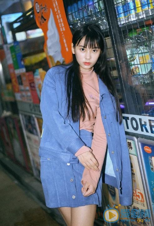 郑妙街头写真 郑妙高清写真_郑妙高清剧照
