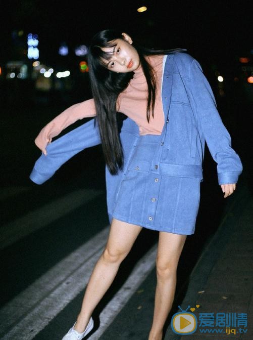 郑妙街头写真 郑妙高清写真_郑妙高清剧照