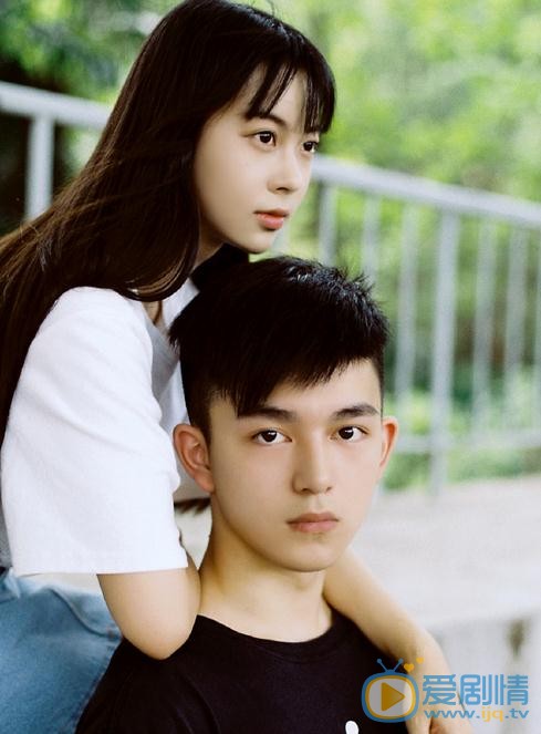 郑妙情侣写真 郑妙高清写真_郑妙高清剧照