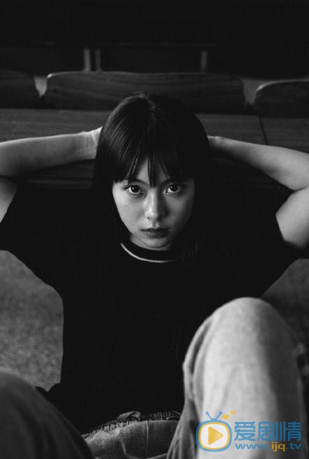 郑妙黑白写真 郑妙高清写真_郑妙高清剧照