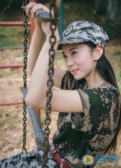 郑妙军训写真 郑妙高清写真_郑妙高清剧照