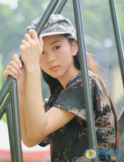 郑妙军训写真 郑妙高清写真_郑妙高清剧照
