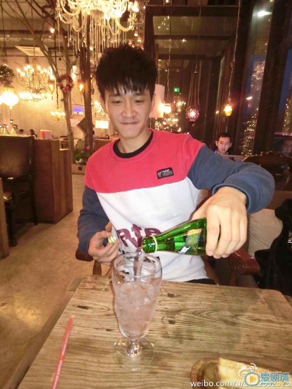刘衍辰生活照 刘衍辰高清写真_刘衍辰高清剧照