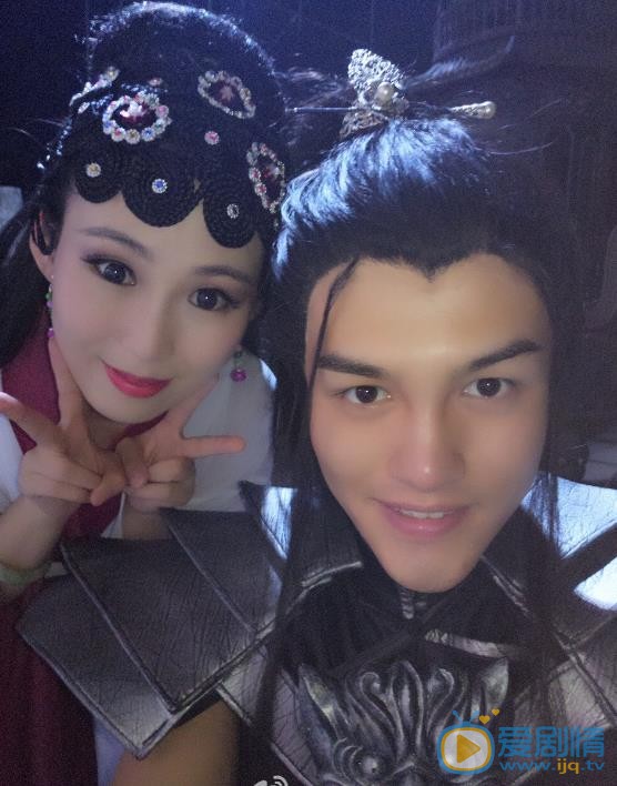李俊墨片场照 李俊墨高清写真_李俊墨高清剧照