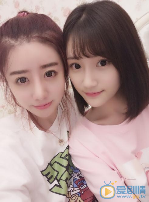 高晴朋友合照 高晴高清写真_高晴高清剧照