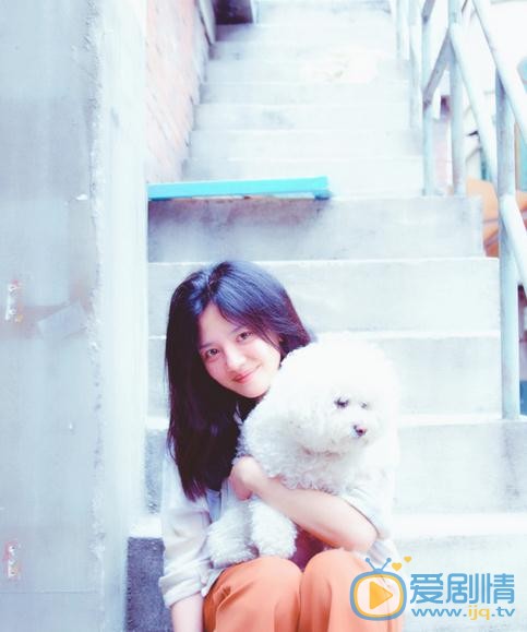 李昕芸生活照 李昕芸高清写真_李昕芸高清剧照