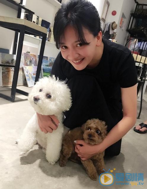 李昕芸生活照 李昕芸高清写真_李昕芸高清剧照