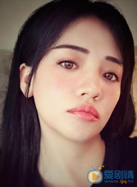 李昕芸生活照 李昕芸高清写真_李昕芸高清剧照