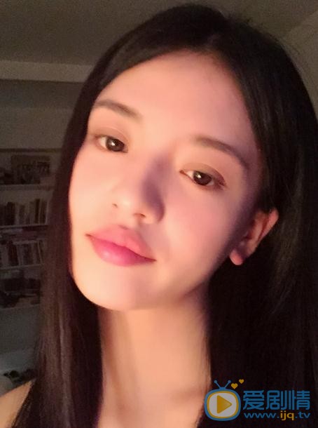 李昕芸生活照 李昕芸高清写真_李昕芸高清剧照