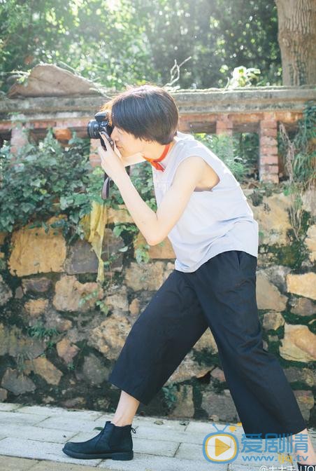 肖大千随性街拍 肖大千高清写真_肖大千高清剧照