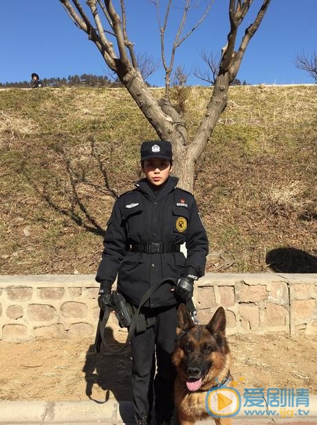 马小媛《警花与警犬之再上征程》剧照 马小媛高清写真_马小媛高清剧照