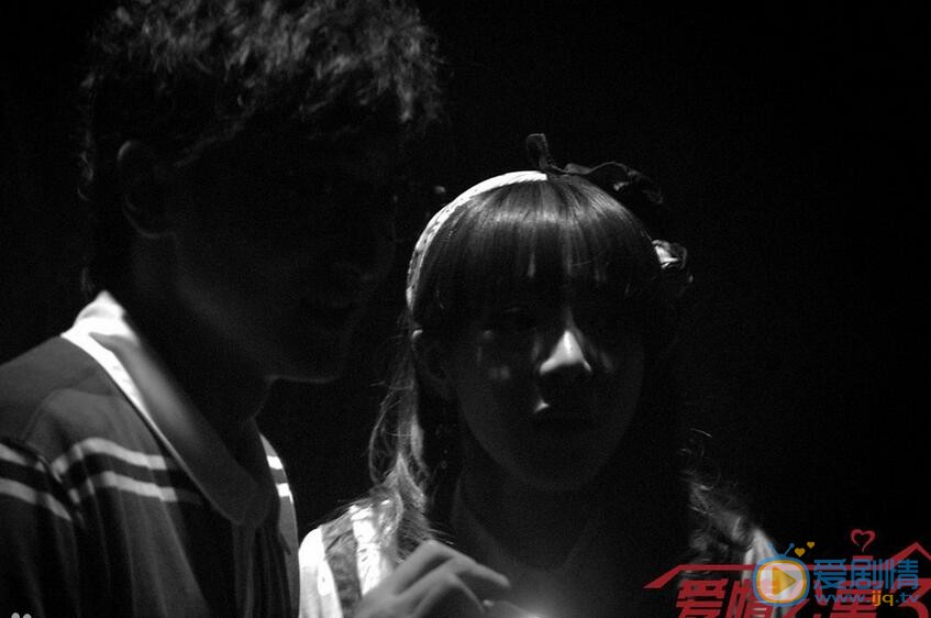 王传君《爱情公寓》剧照 王传君高清写真_王传君高清剧照