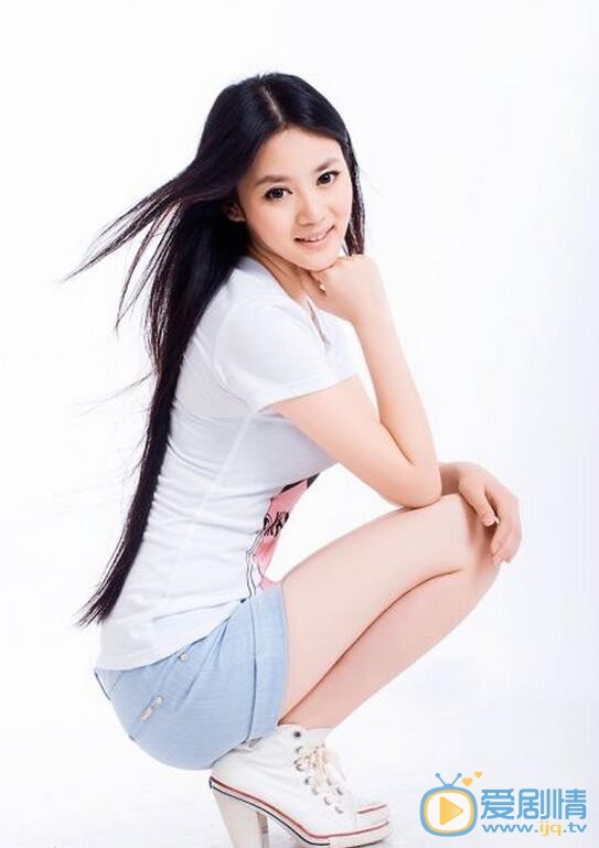 孙文婷校园写真 孙文婷高清写真_孙文婷高清剧照