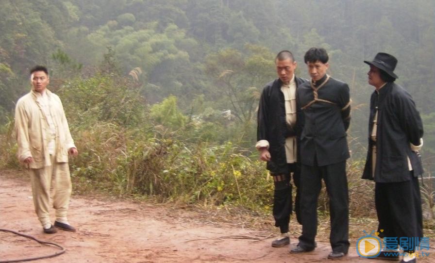张国强《雾柳镇》剧照 张国强高清写真_张国强高清剧照