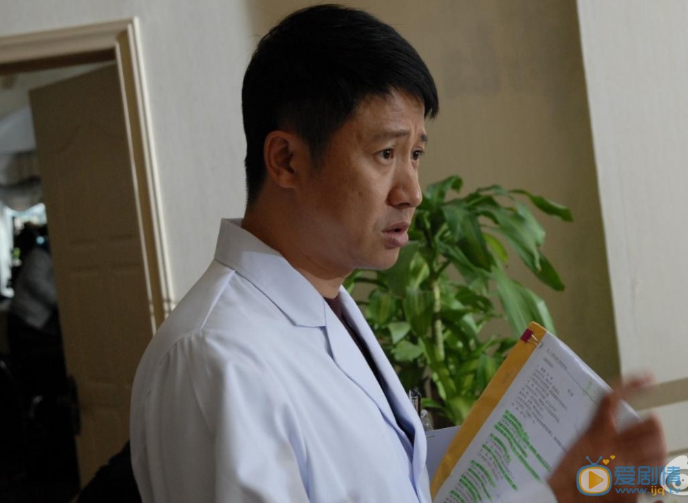 张国强《谁是爸爸》剧照 张国强高清写真_张国强高清剧照