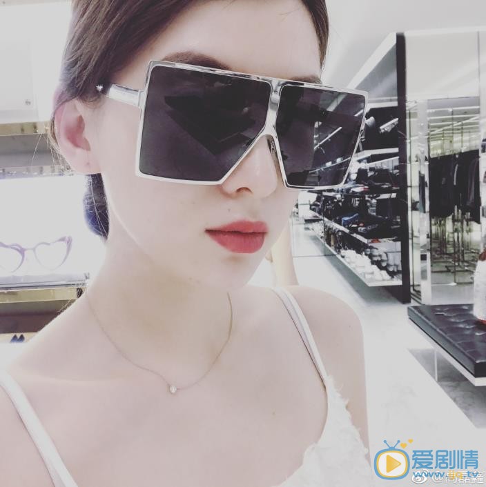 高磊鑫生活照 高磊鑫高清写真_高磊鑫高清剧照