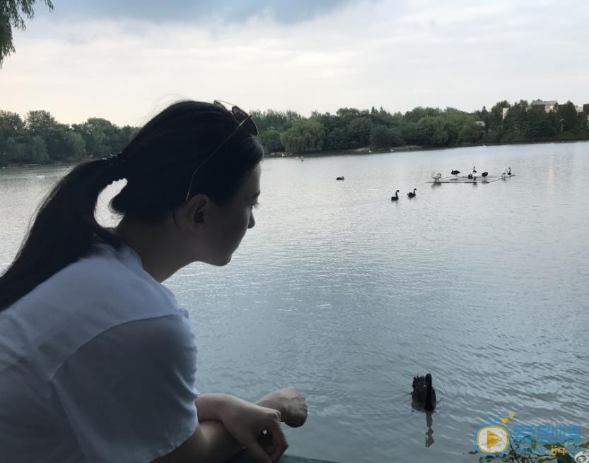 高磊鑫随性旅行照 高磊鑫高清写真_高磊鑫高清剧照