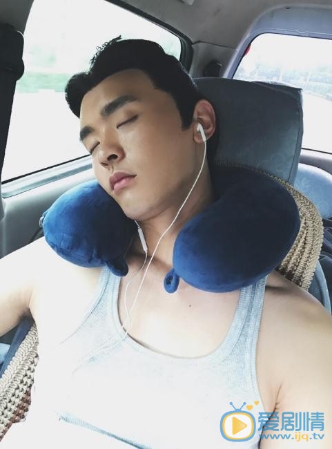 赵旭东毕业照 赵旭东高清写真_赵旭东高清剧照