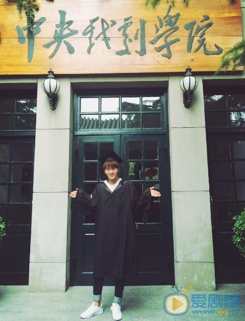 赵旭东片场照 赵旭东高清写真_赵旭东高清剧照