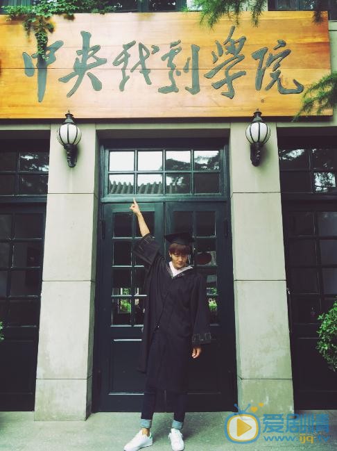 赵旭东片场照 赵旭东高清写真_赵旭东高清剧照